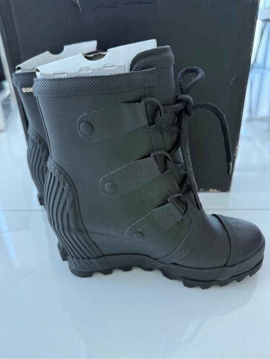 Sorel Shoes - SOREL Brand New with original box 
Black Women's Lace-Up Platform Rain Boot